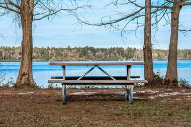 Jones Lake State Park