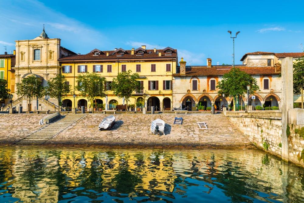 Lake Maggiore - Around 1 hour and 30 minutes from Milan
