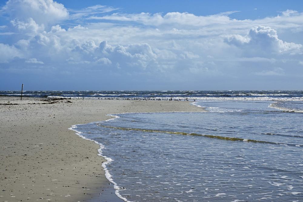 Explore historic streets and relax on quiet beaches during a romantic weekend trip.