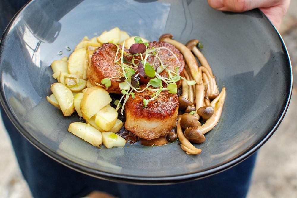 Savor Fresh Coastal Flavors at Stiltsville Fish Bar