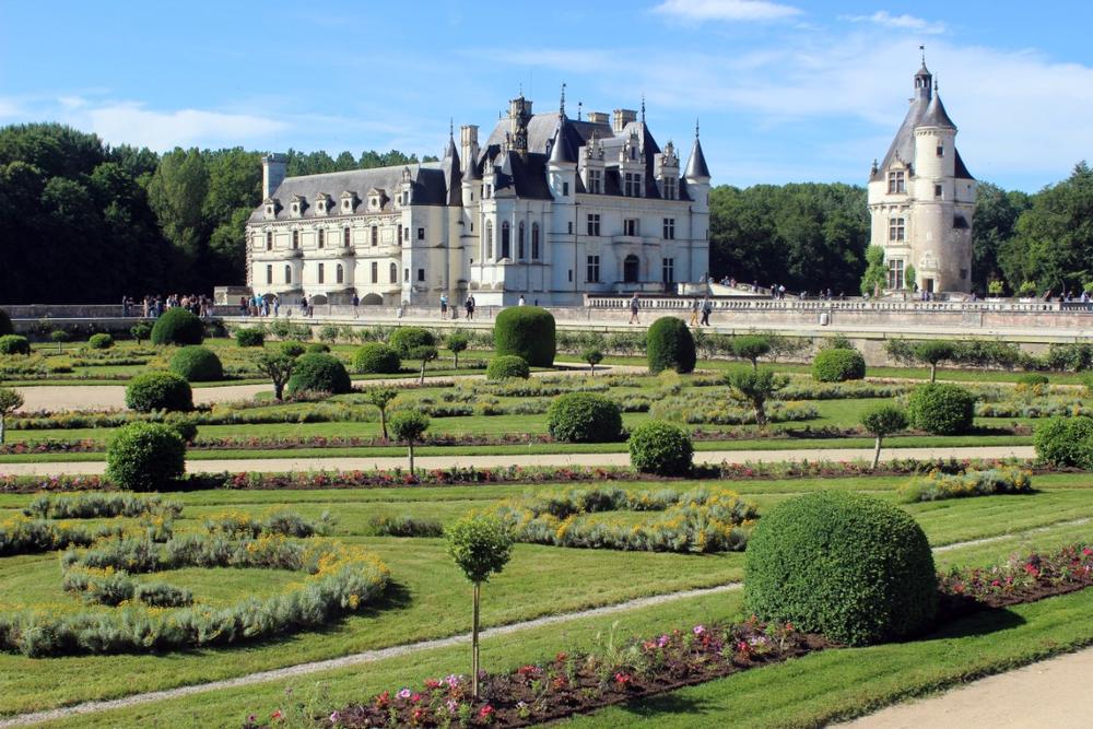 Chateau de Chenonceau | What to See in Loire Valley, France