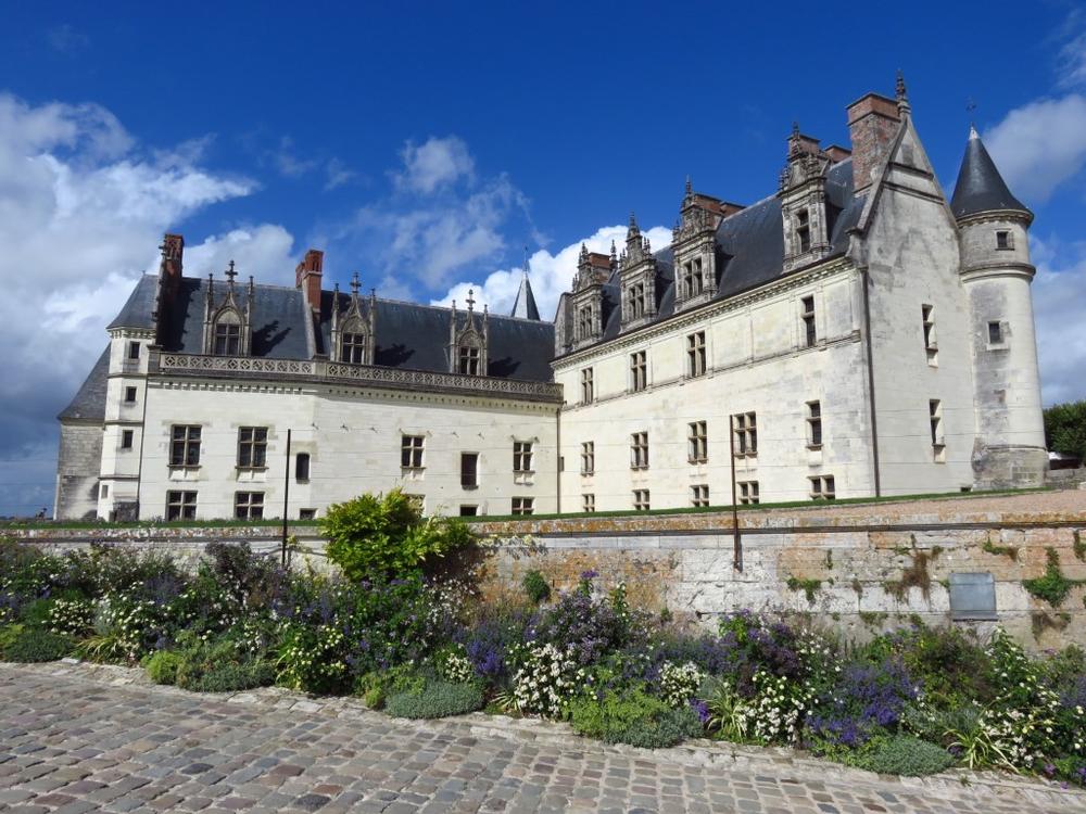 Chateau Amboise | What to See in Loire Valley, France