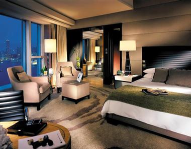 Four Seasons Hotel Hong Kong