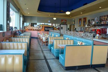 The Arcade Restaurant, Memphis, TN | Where to Find Great Breakfast & Weekend Brunch in Memphis, TN