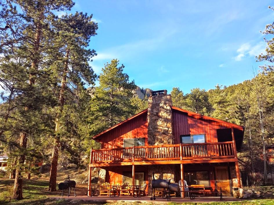 Retreat into Quiet Comfort at Amberwood