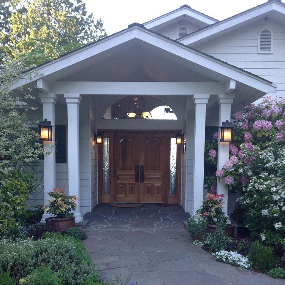 Escape to Romantic Gardens and Coastal Luxury at Colette’s Bed & Breakfast
