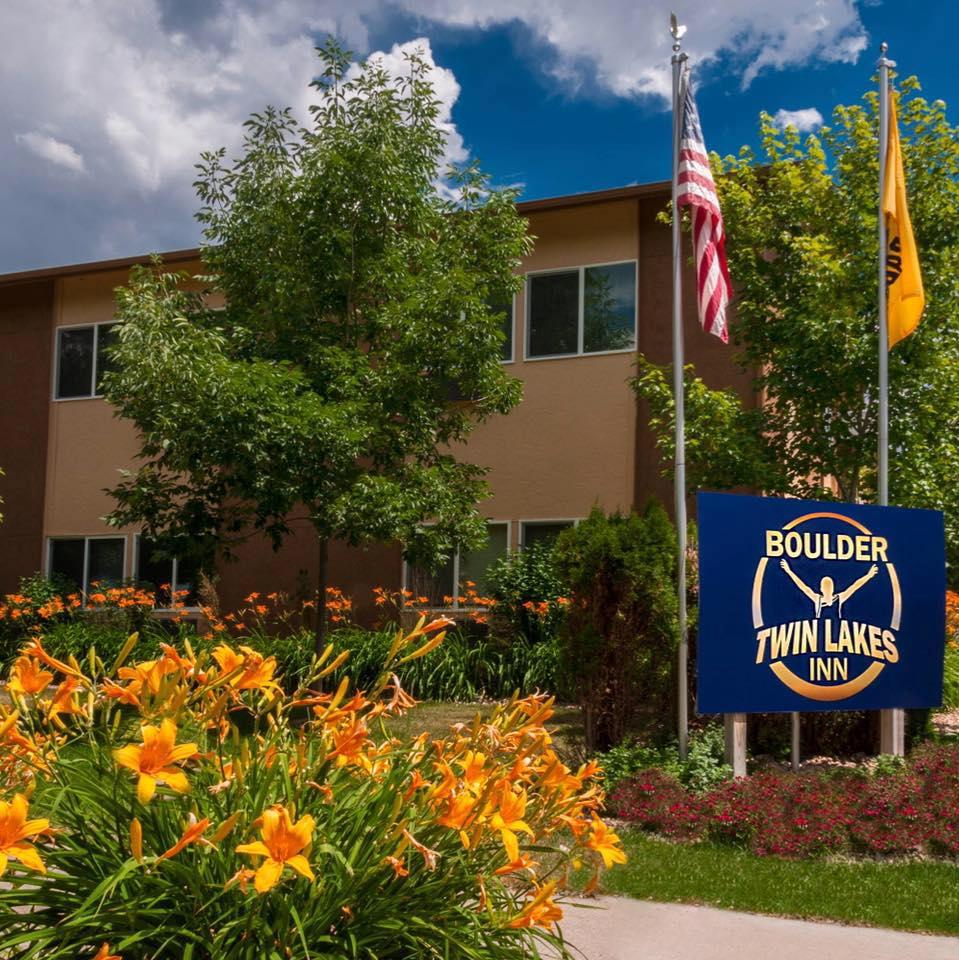 Relax Like a Local at Boulder Twin Lakes Inn