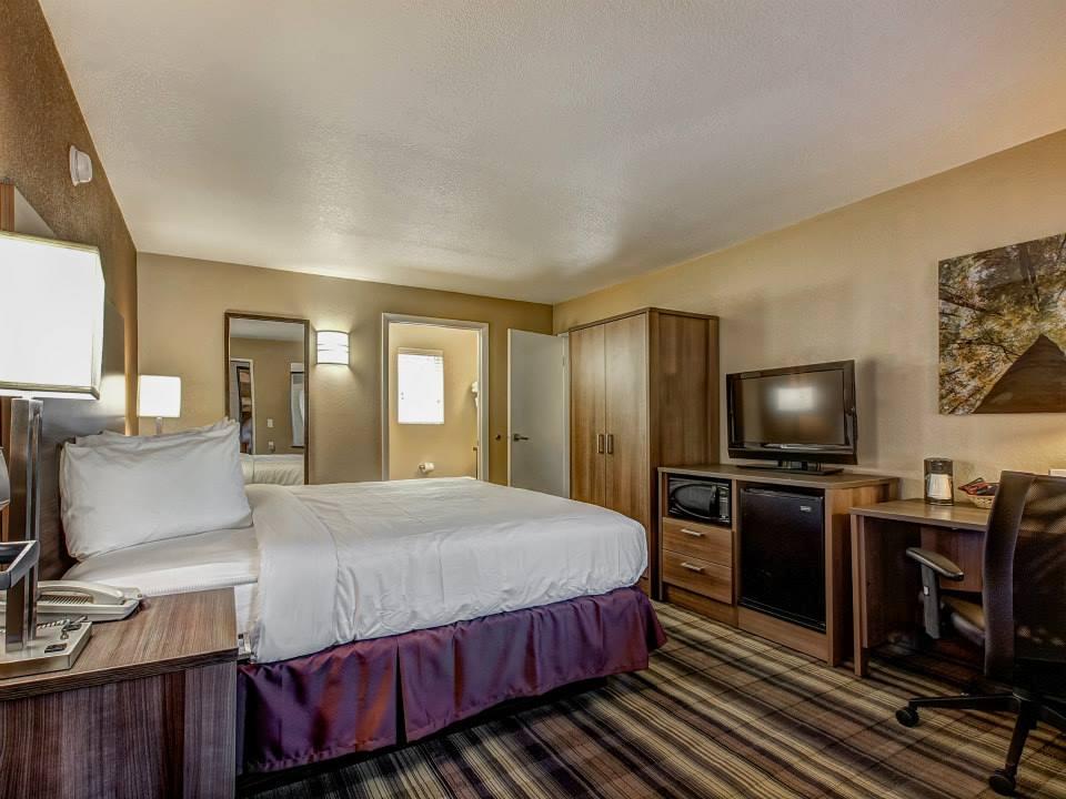 Keep It Simple and Smart at Boulder University Inn