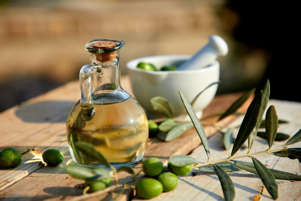 Savor Liquid Gold at the Olive Oil Tasting at Frantoio Gargiulo