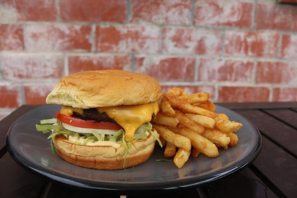 If You’re Craving Comfort Food with a Twist, Head to Third Street Social