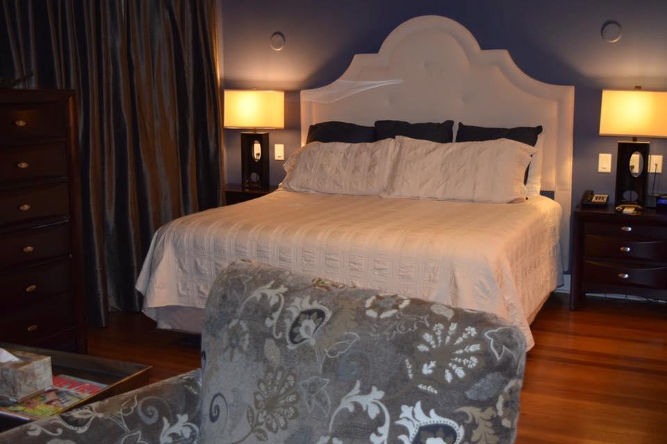 Sleep in Style at The Campbell Hotel