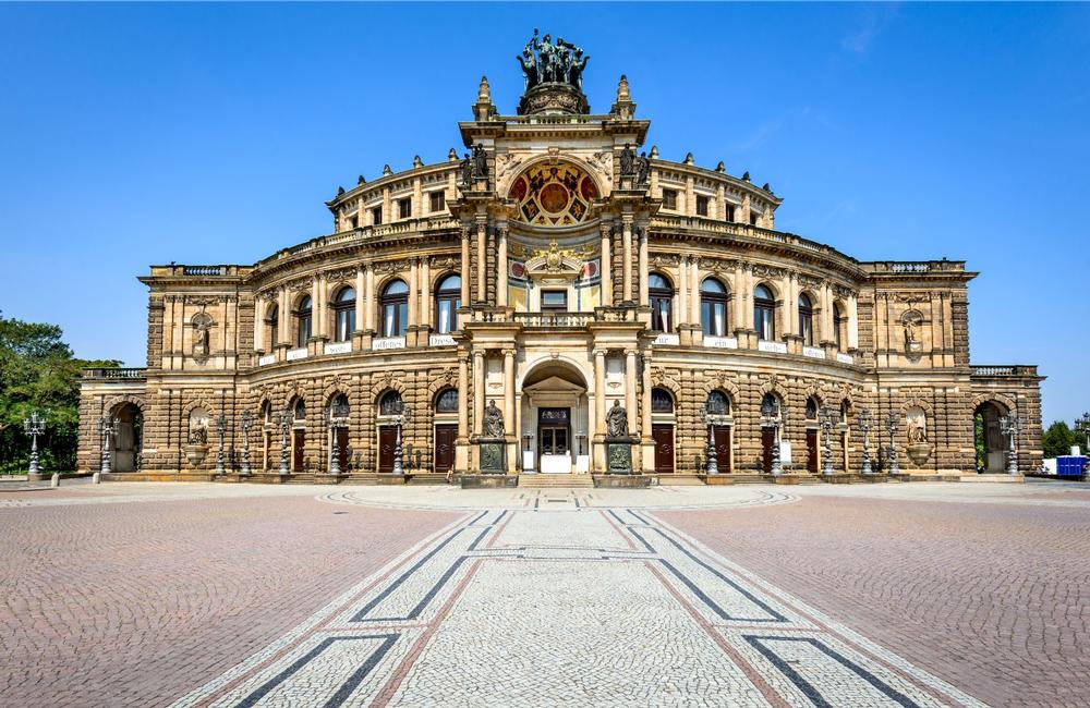 Experience World-Class Performances at Semperoper Dresden