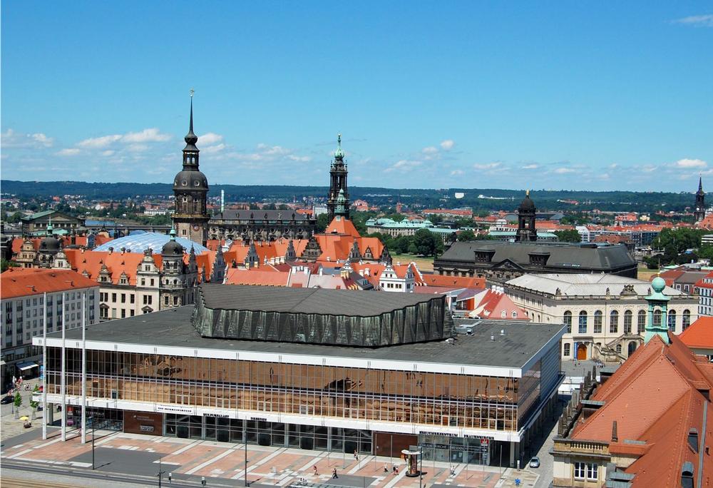 Attend Concerts and Culture at The Dresden Palace of Culture