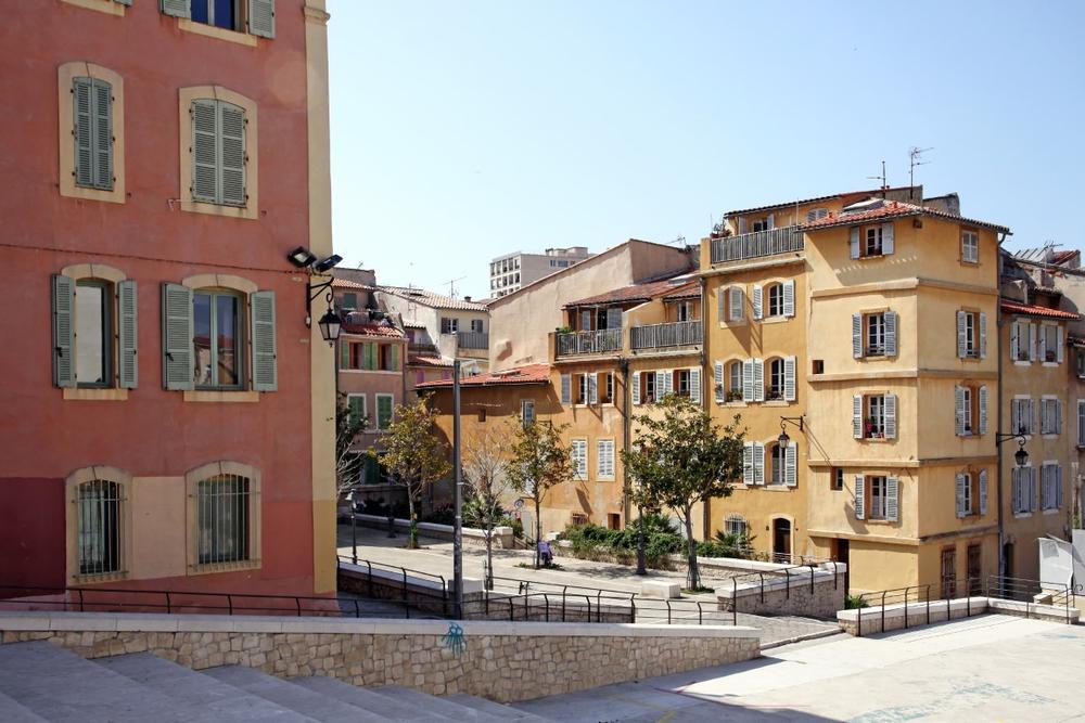 If You Love Hidden Gems, Wander the Winding Streets of Le Panier