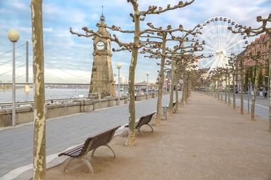 Rhine Embankment