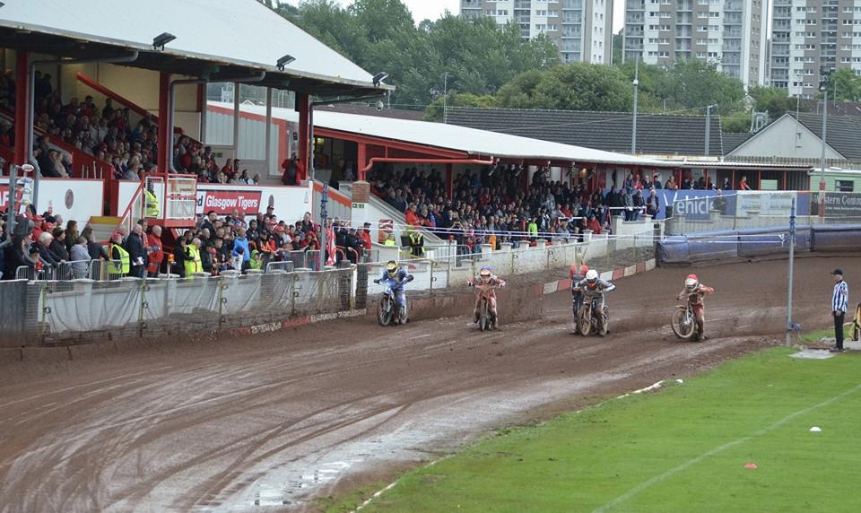 If You Love High-Speed Thrills, Cheer at Glasgow Tigers Speedway