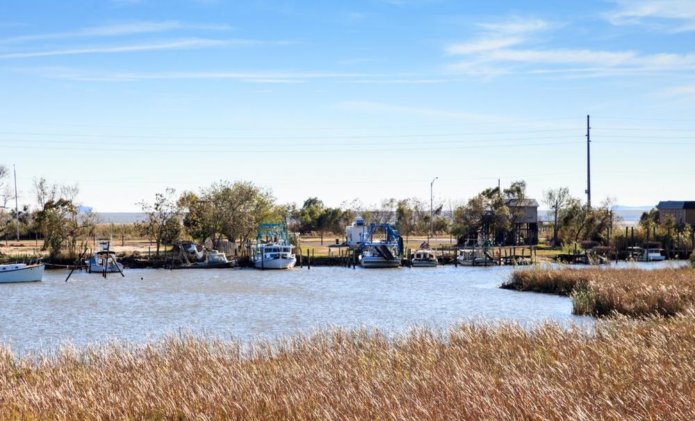 Explore vibrant festivals and visit historic districts on a fun family weekend.