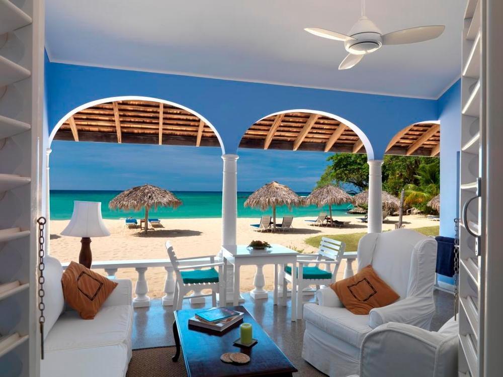 Savor oceanfront luxury and admire peaceful views on a romantic spring escape.