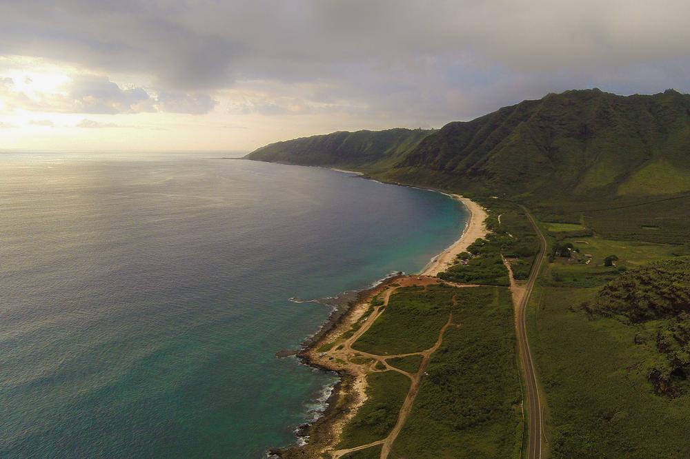 Pokai Bay - 1 hour from Honolulu by car