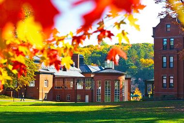 Mount Holyoke College | Cool College Campuses