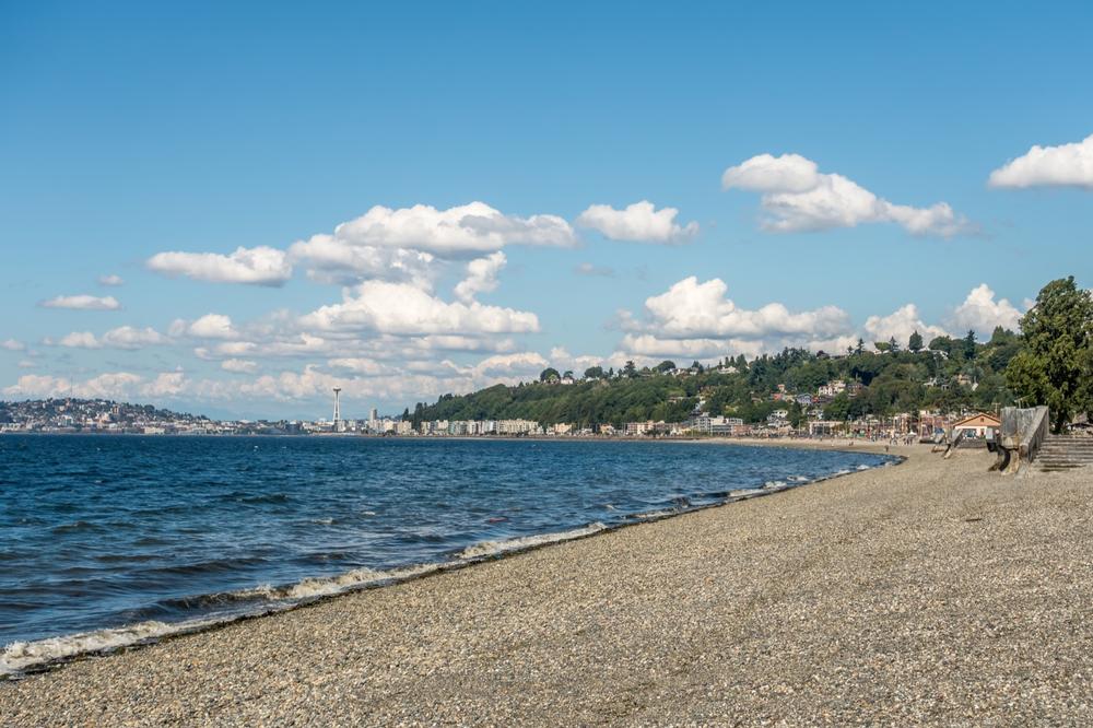 Alki Beach - 20-minute drive from downtown Seattle