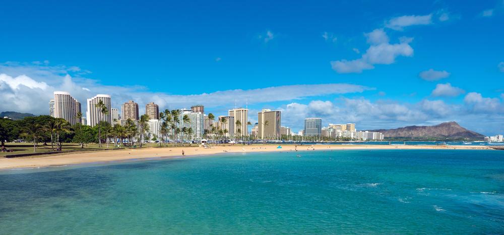 Ala Moana Beach Park - 5 minutes from downtown Honolulu