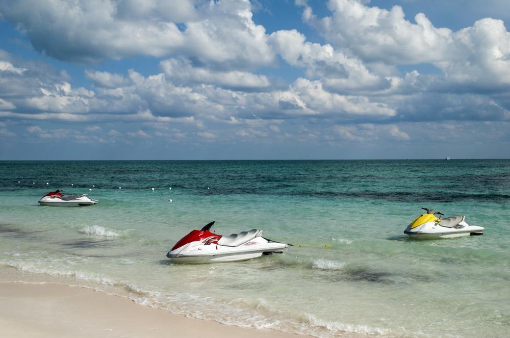 Finding a little bit of everything on Grand Bahama Island
