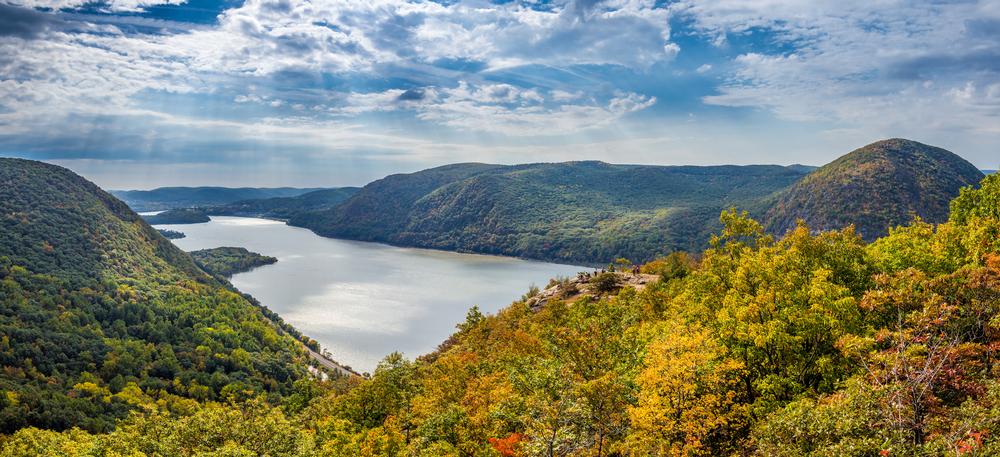 Scramble the Scenic Drama of Breakneck Ridge