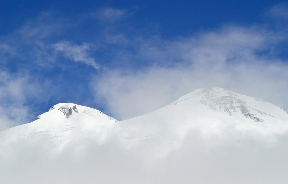 Hike to Panoramic Views atop Sahale Mountain