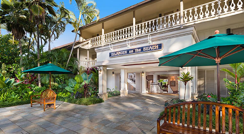 If You Love Beachfront Bliss, Stay at Aston Islander on the Beach