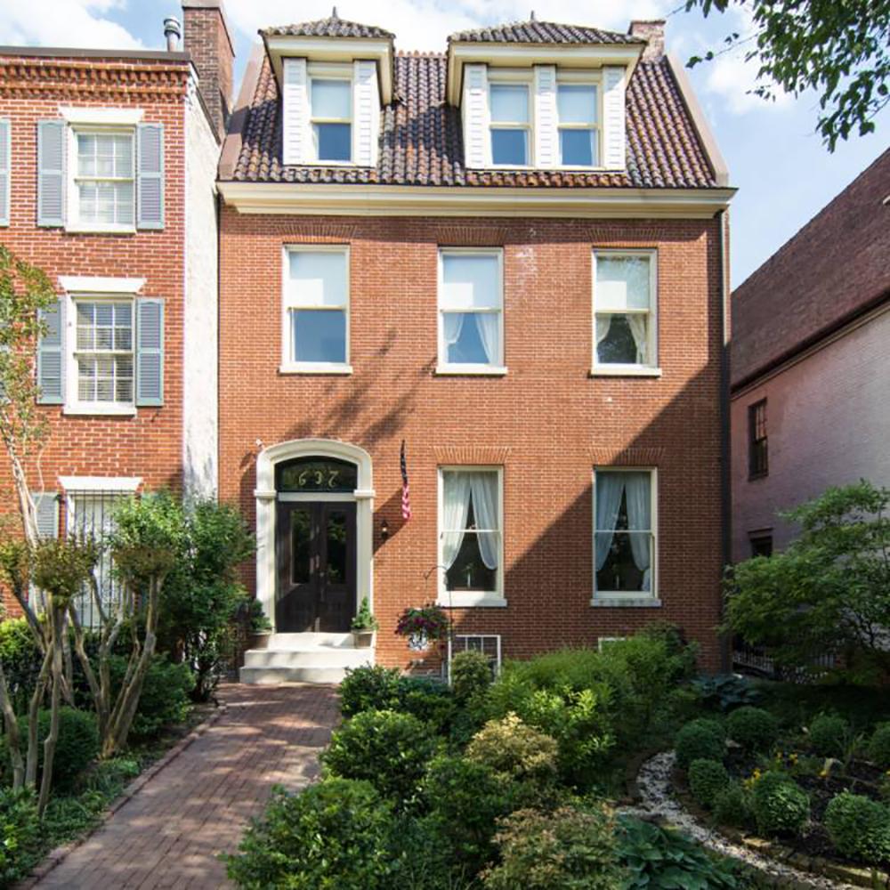 Relax in a Refined B&B Retreat at Rachael’s Dowry