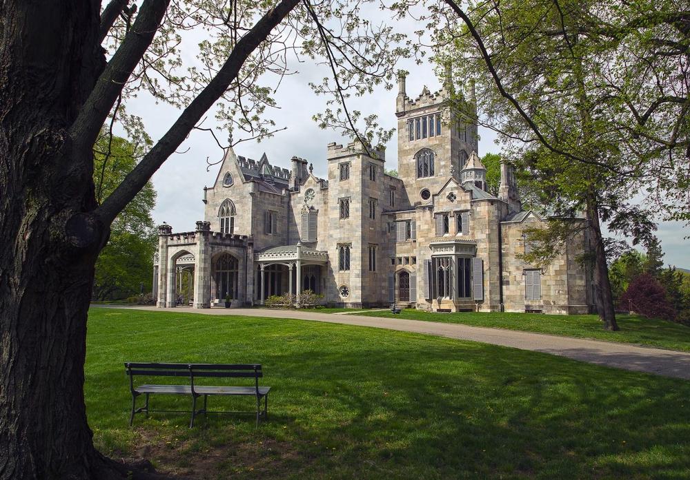 Step Into Gilded Age Grandeur: Tour the Stunning Lyndhurst Mansion
