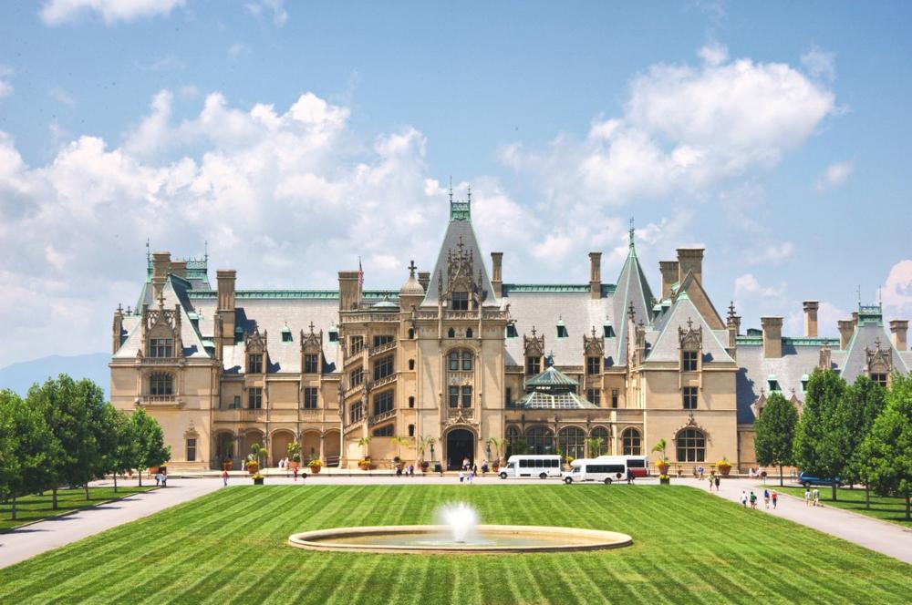 Live the Vanderbilt Dream: Roam the Grandeur of America’s Largest Home at Biltmore Estate