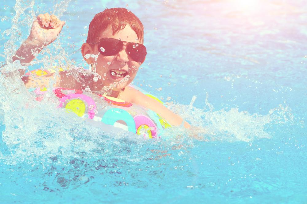 Visit Jefferson County’s largest water park The Splash at Fossil Trace - 25 minutes from Denver
