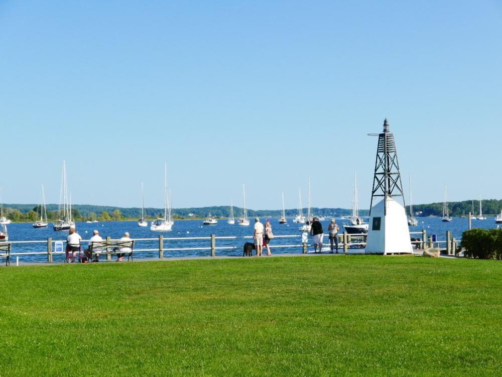 Ride a historic train and stroll the marina on a family-friendly adventure.