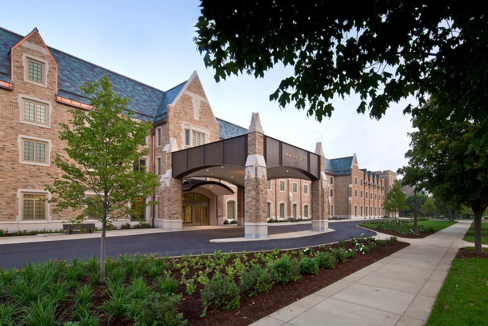 Stay on campus and explore university sights during an easy weekend trip.