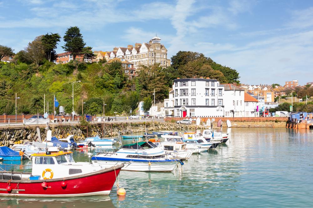 Folkestone (1 hour by high-speed train)