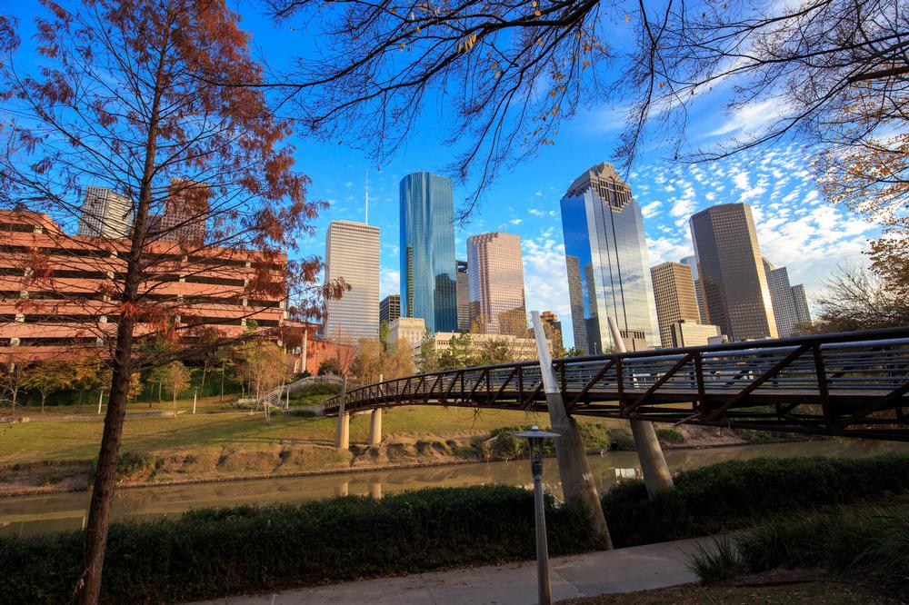 Visit museums and enjoy global eats on an exciting city trip with kids.