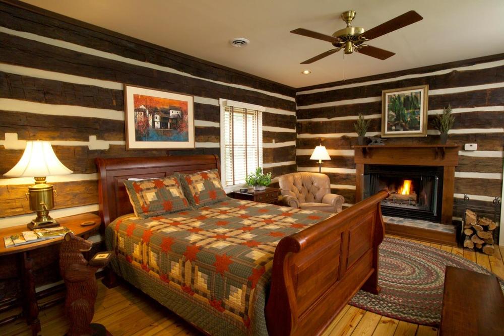 Unplug and Unwind at Fort Lewis Lodge and Farm, Virginia