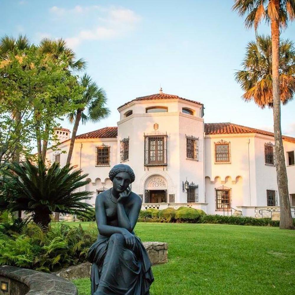 Texas’s first modern art museum housed in a stunning Spanish Colonial Revival mansion