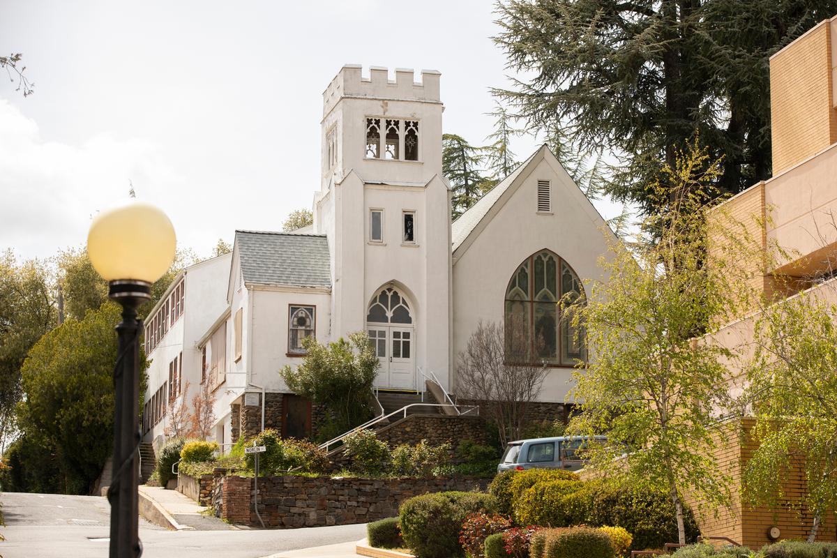 Sonora, California: Gold Rush Streets & Forest Trails