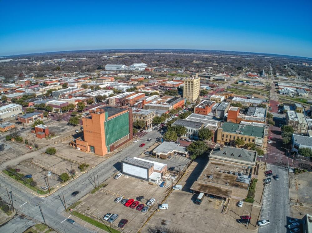 Corsicana - 1 hour and 45 minutes