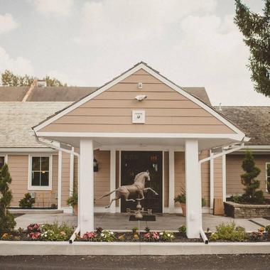 Mendenhall Inn