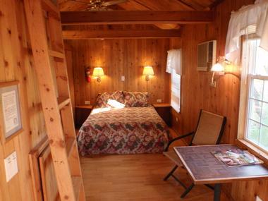 Rooms & Suites