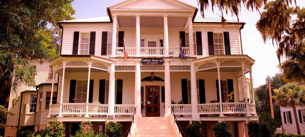 Discover antebellum beauty and walk along the waterfront on an affordable spring escape.