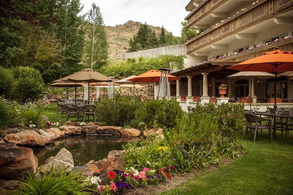 Relax surrounded by nature at the Knob Hill Inn