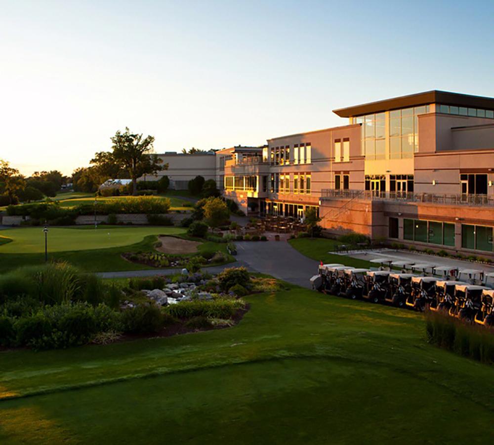 Hit the links and enjoy wellness treatments on an easy retirement escape.
