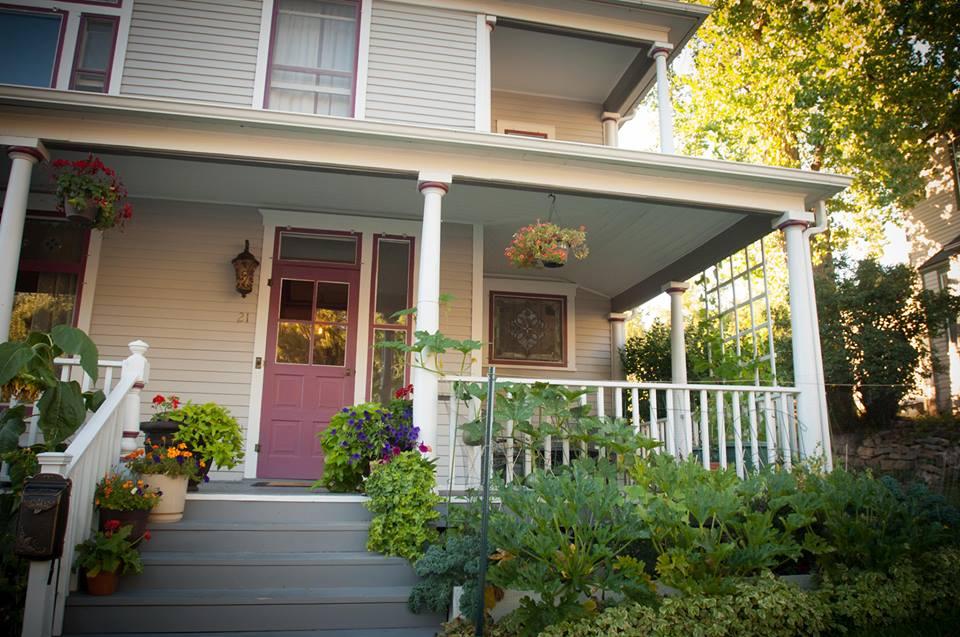 Discover historic charm and savor a unique, vintage atmosphere.