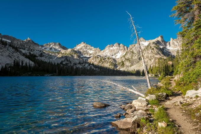 25 Best Lakes in Idaho