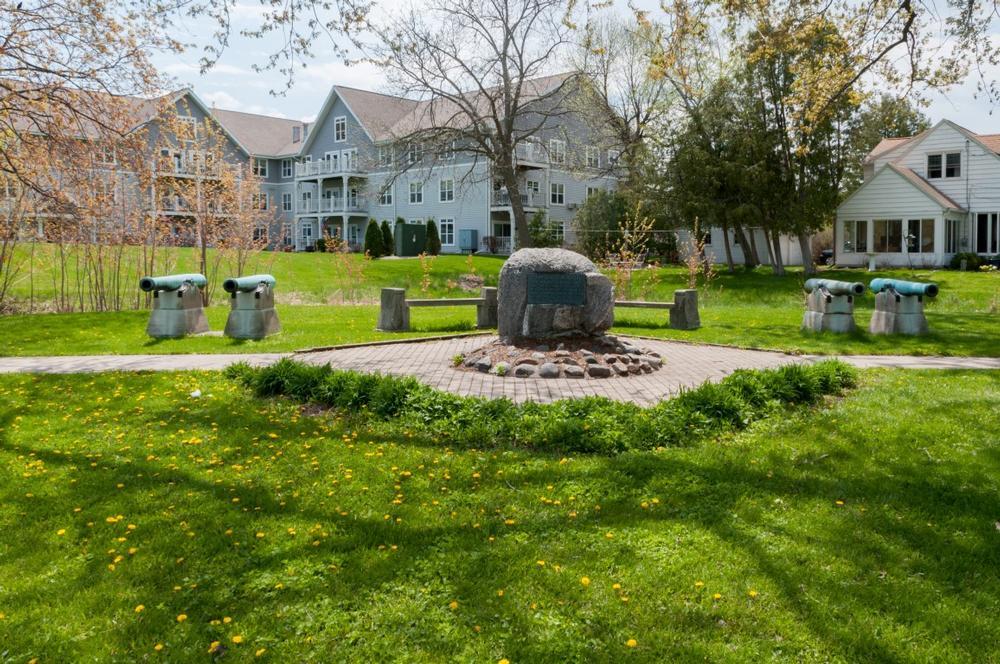 Discover Lakeside Fun and Festivals in Oshkosh